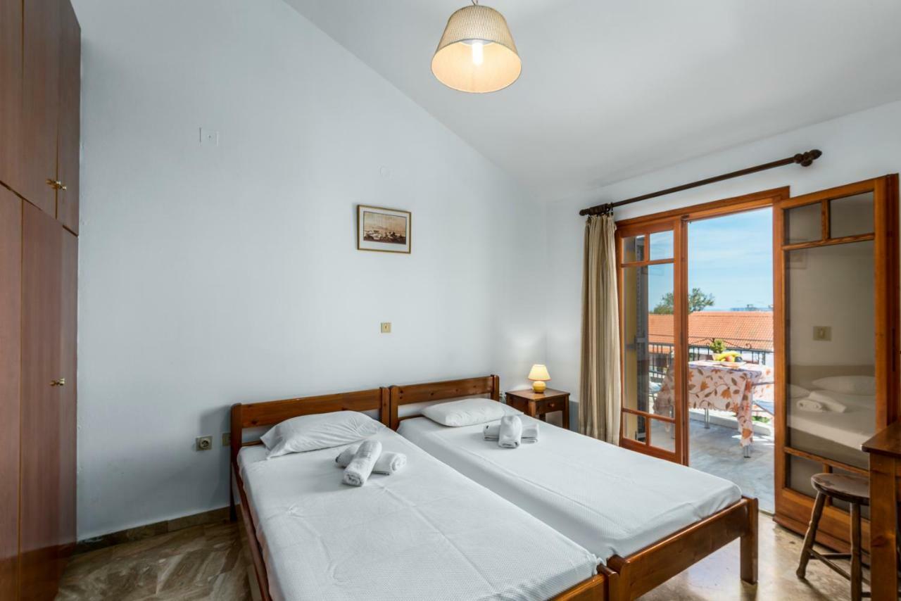 Areti Apartments Poros  Eksteriør bilde