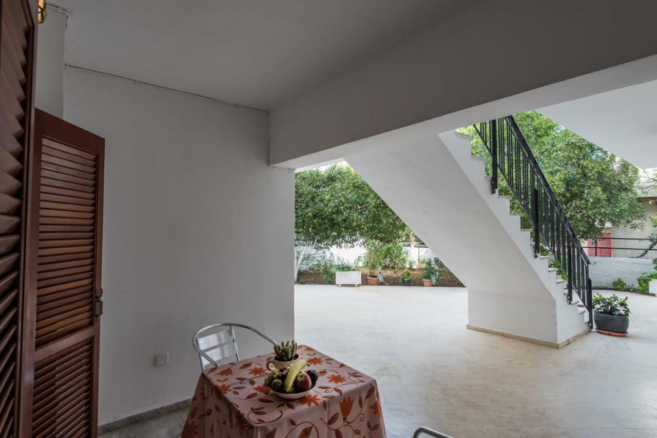 Areti Apartments Poros  Eksteriør bilde