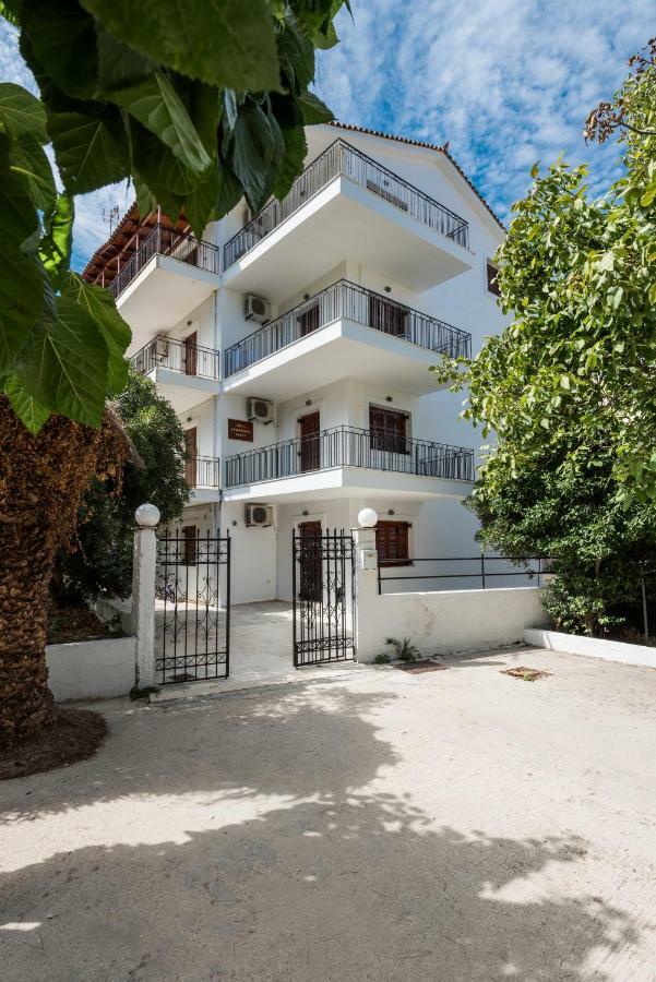 Areti Apartments Poros  Eksteriør bilde